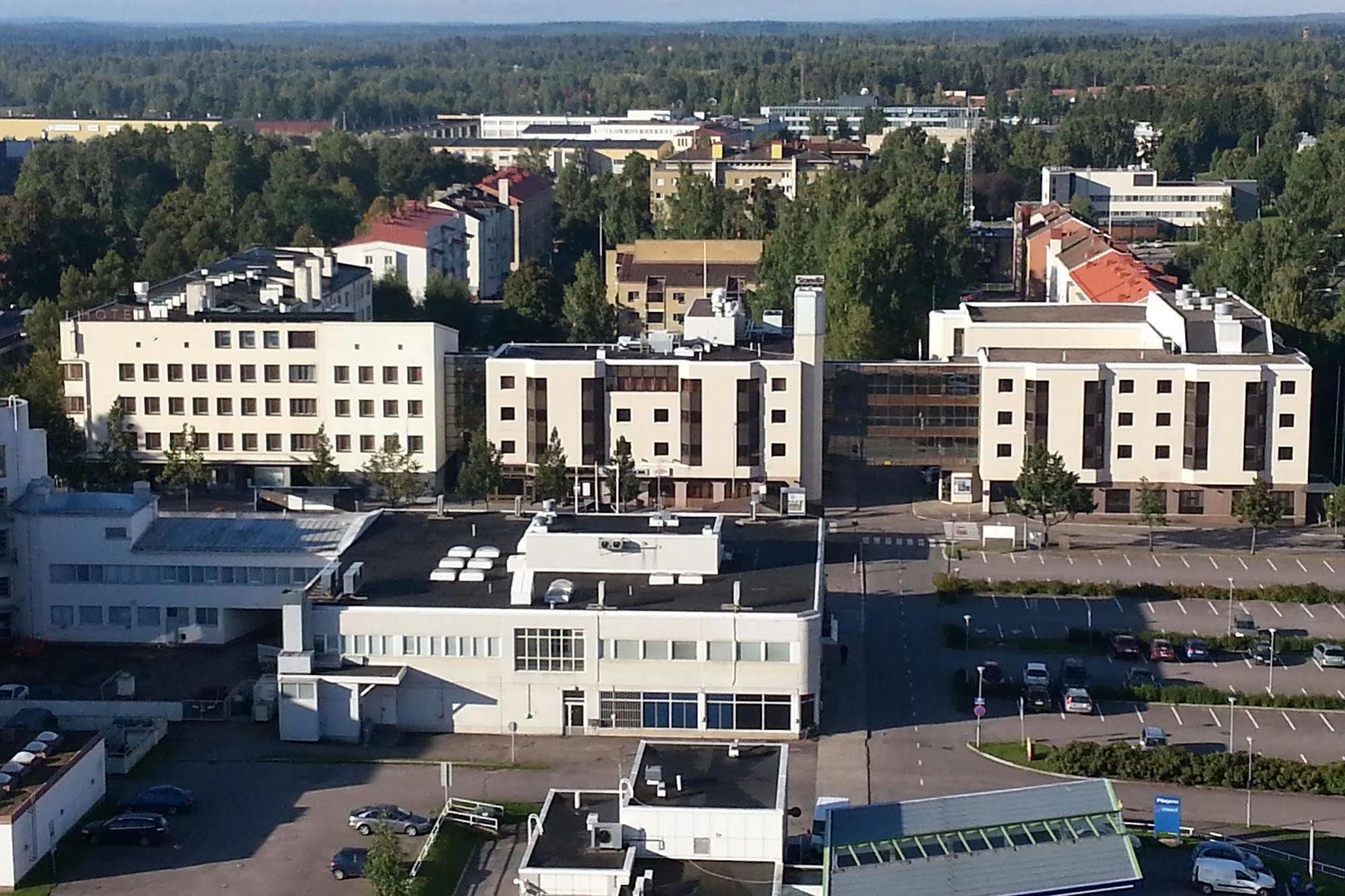 Hotel Oscar Varkaus Exteriör bild